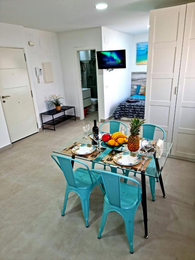 Apartamentos Elemar Free Luggage Storage Málaga Exteriör bild