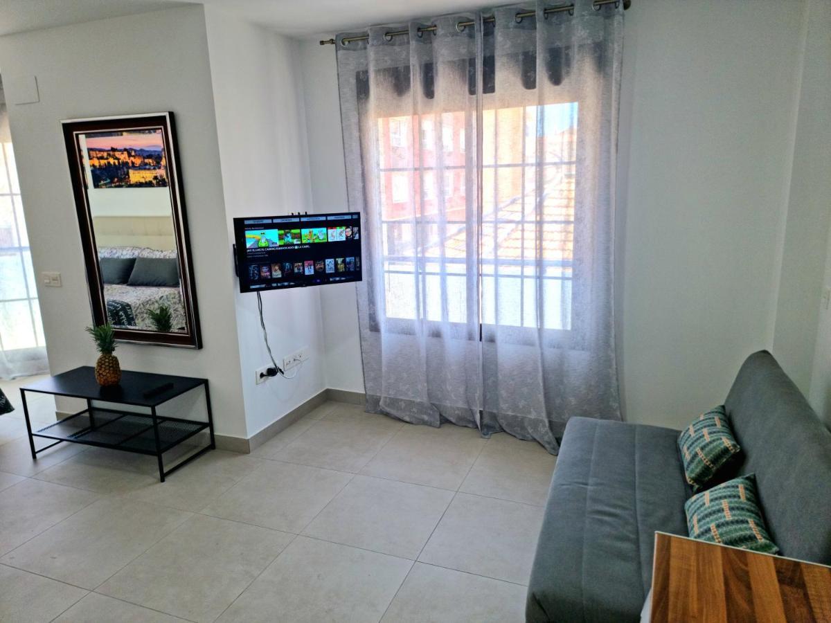 Apartamentos Elemar Free Luggage Storage Málaga Exteriör bild