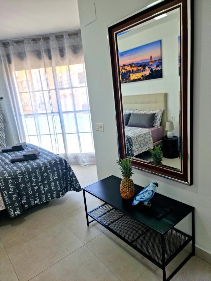 Apartamentos Elemar Free Luggage Storage Málaga Exteriör bild