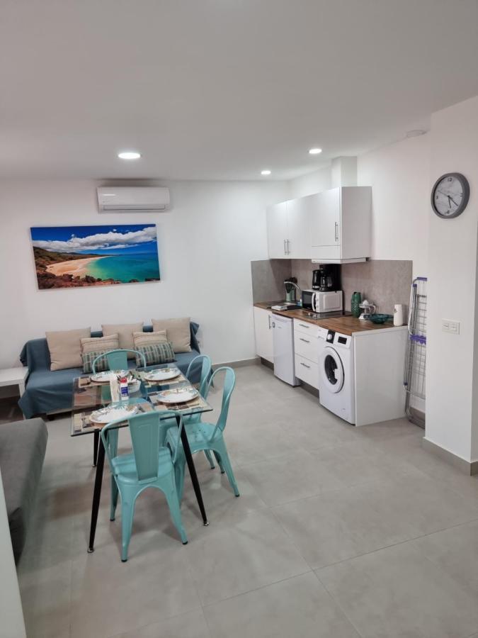 Apartamentos Elemar Free Luggage Storage Málaga Exteriör bild