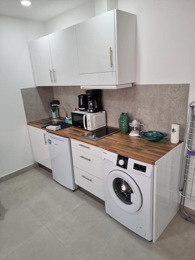 Apartamentos Elemar Free Luggage Storage Málaga Exteriör bild