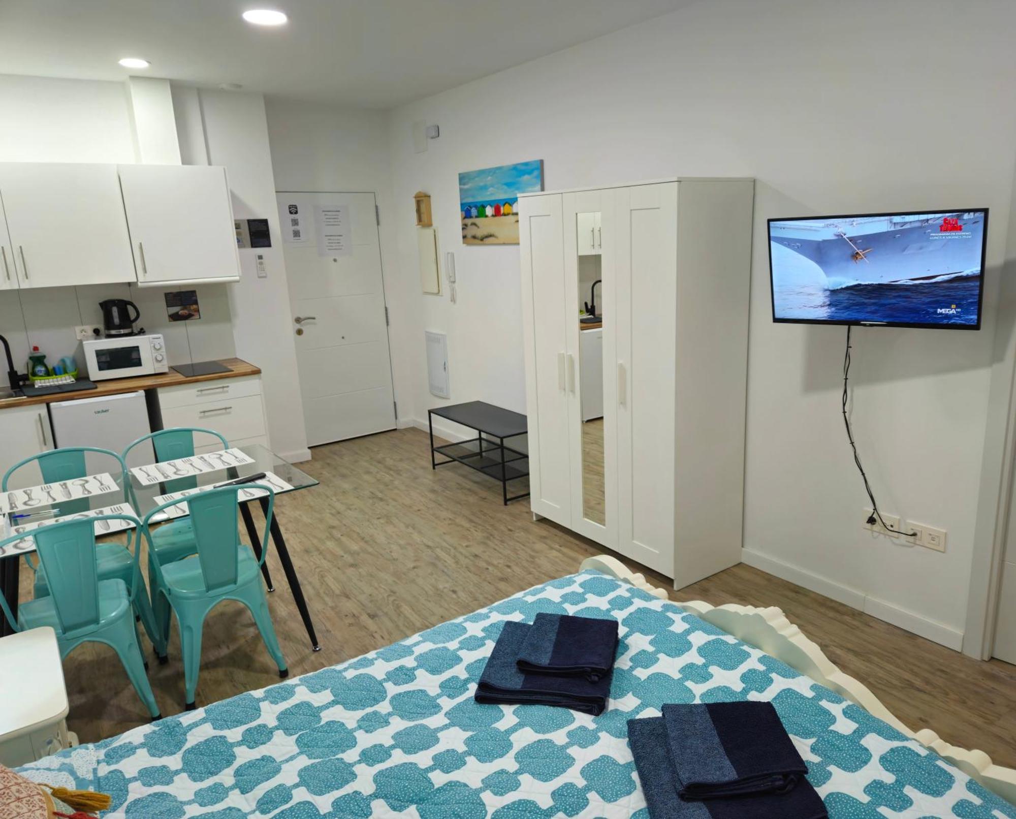 Apartamentos Elemar Free Luggage Storage Málaga Rum bild